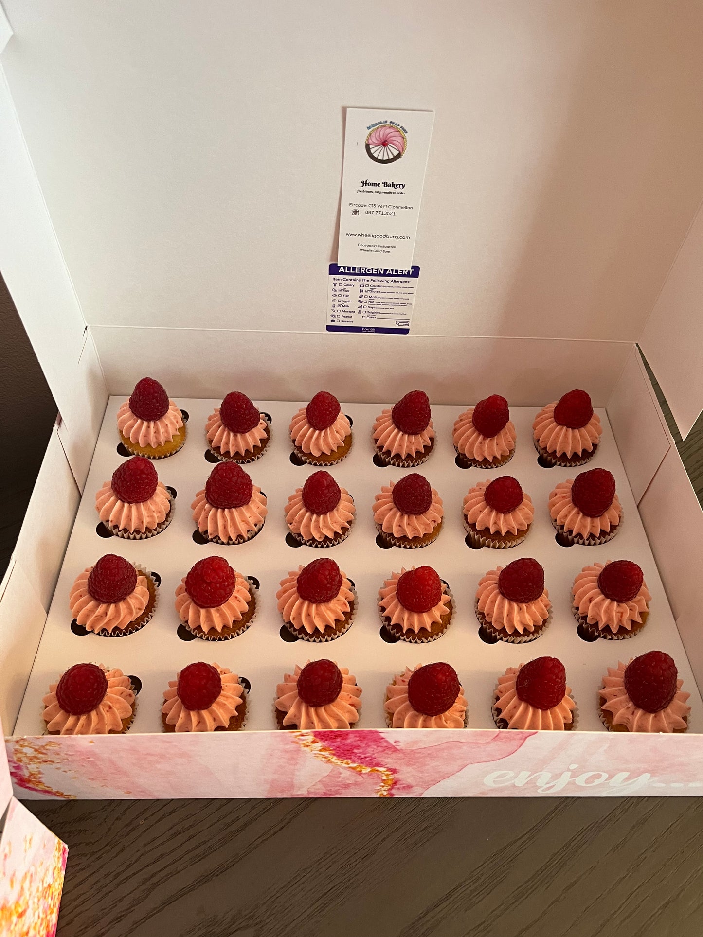 Mini cupcake -box of 24