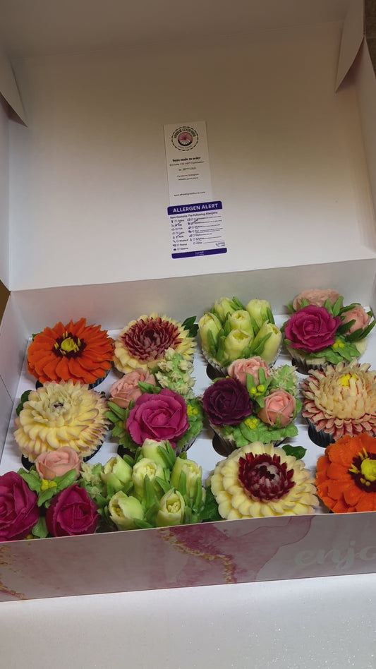 Box of 12 flower cupcakes